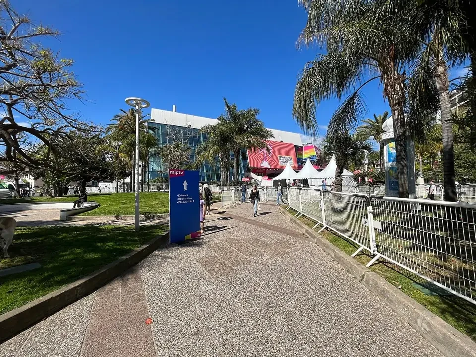 Le Palais des Festivals et des Congrès de Cannes et ses abords
